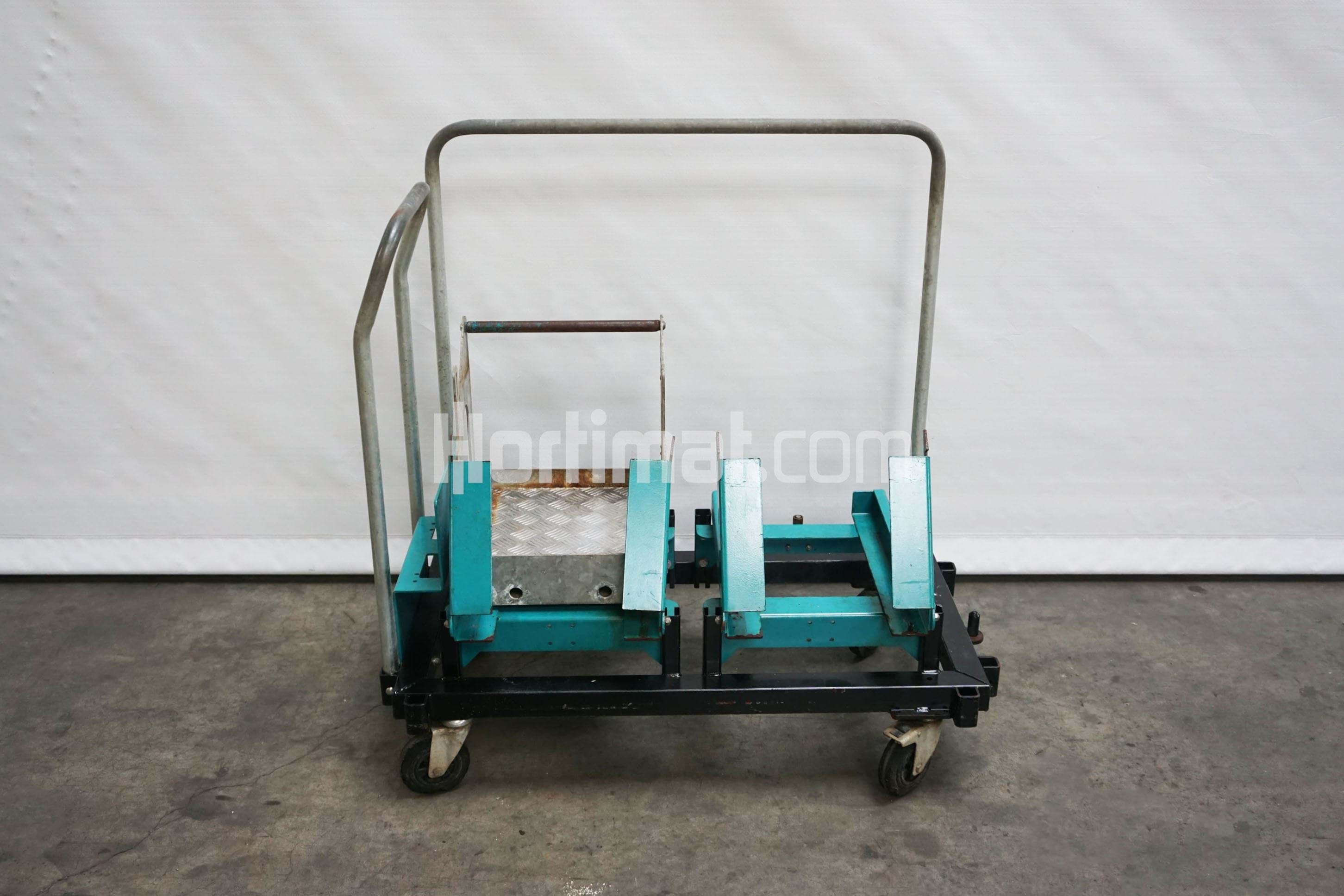 Battery change trolley (Berg Hortimotive) - Hortimat