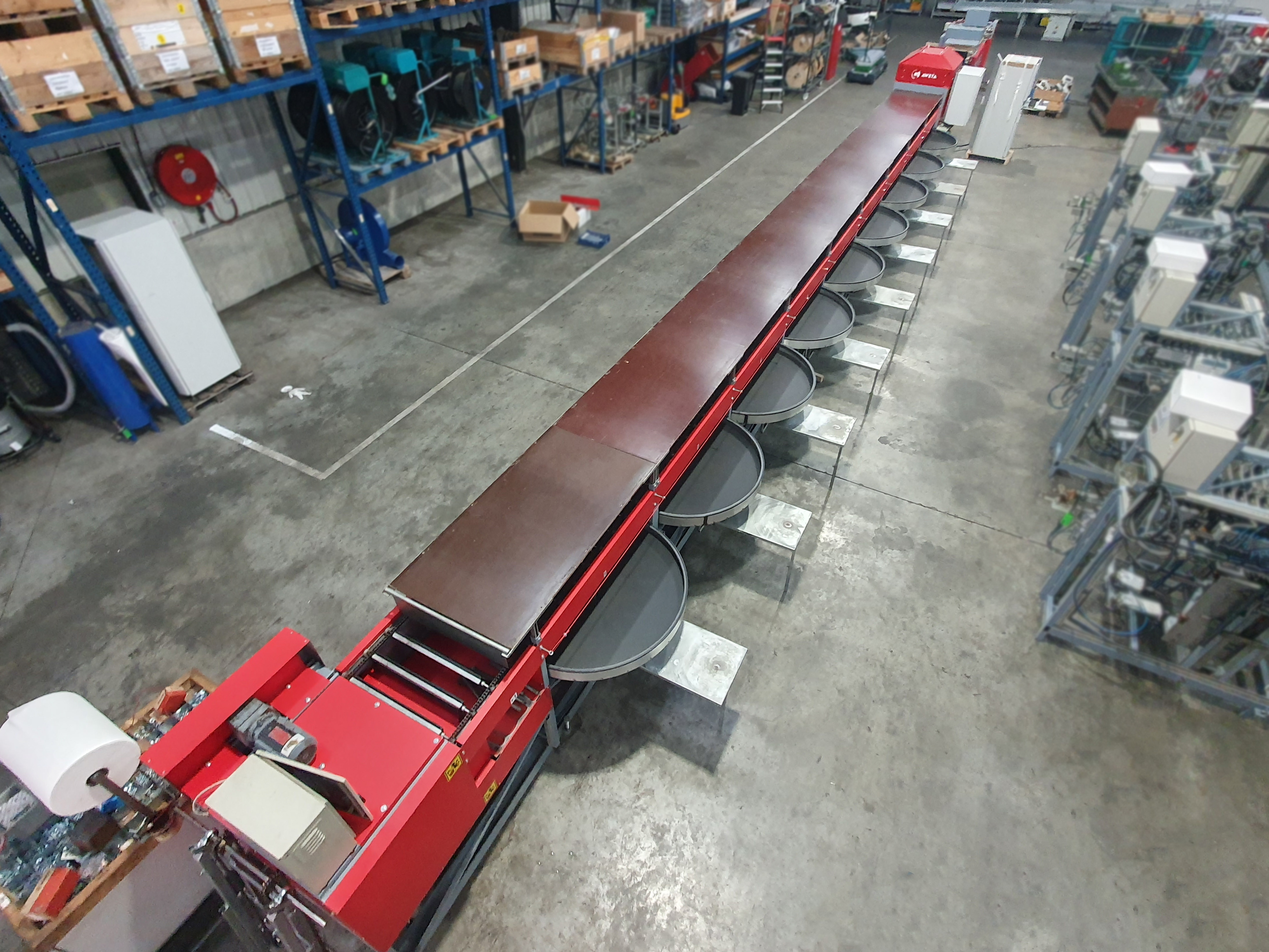 Completely renewed Aweta cucumber sorting machine with Aweta SK1 cucumber sealing machine.