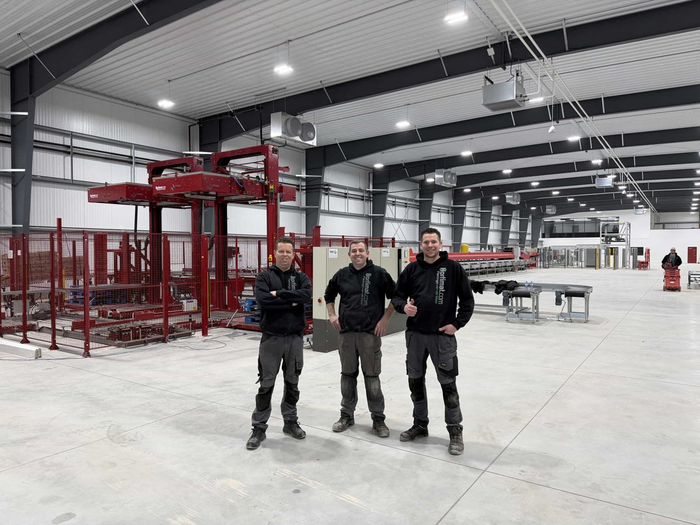 From grading to palletizing: realized custom solutions in Canada